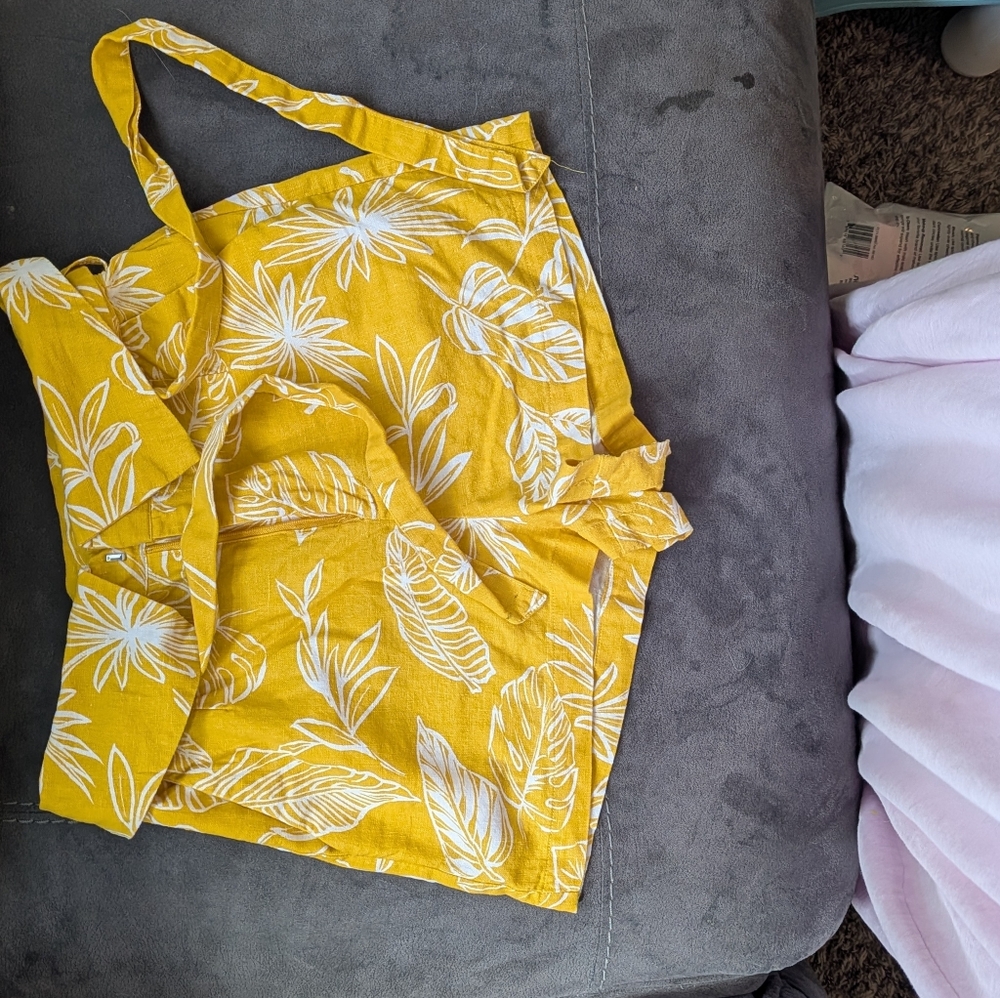 Yellow Floral Print Belted Shorts